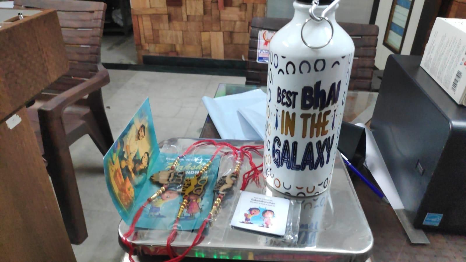 Best Bhai in the Galaxy Bottle with 3 Rakhis - Wishlect