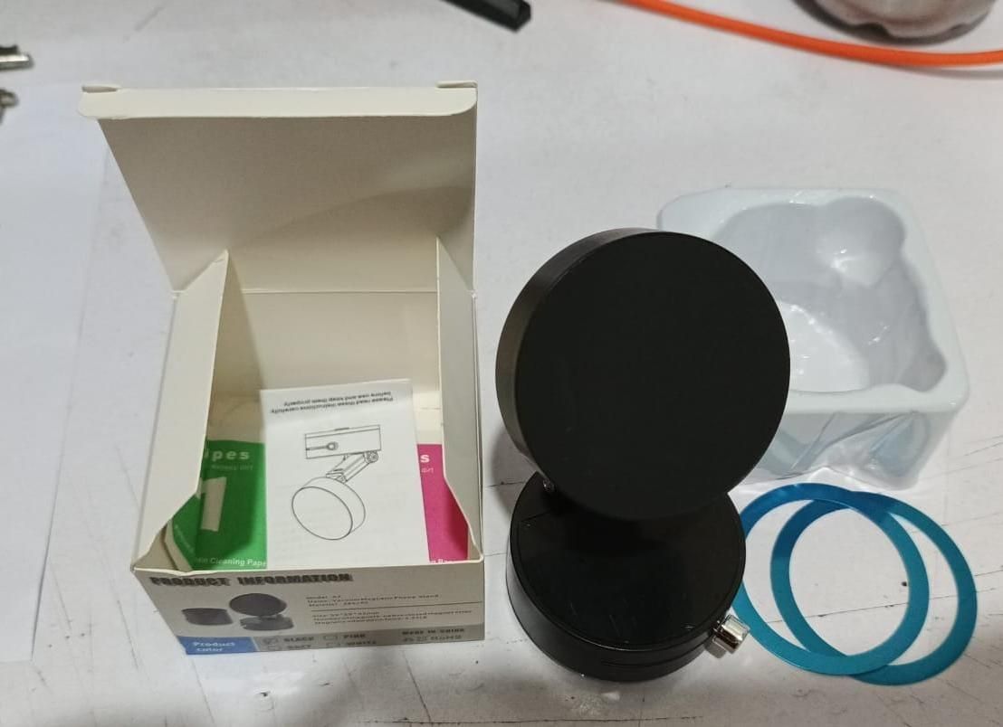 Vacuum Magnetic Suction Phone Holder - Wishlect