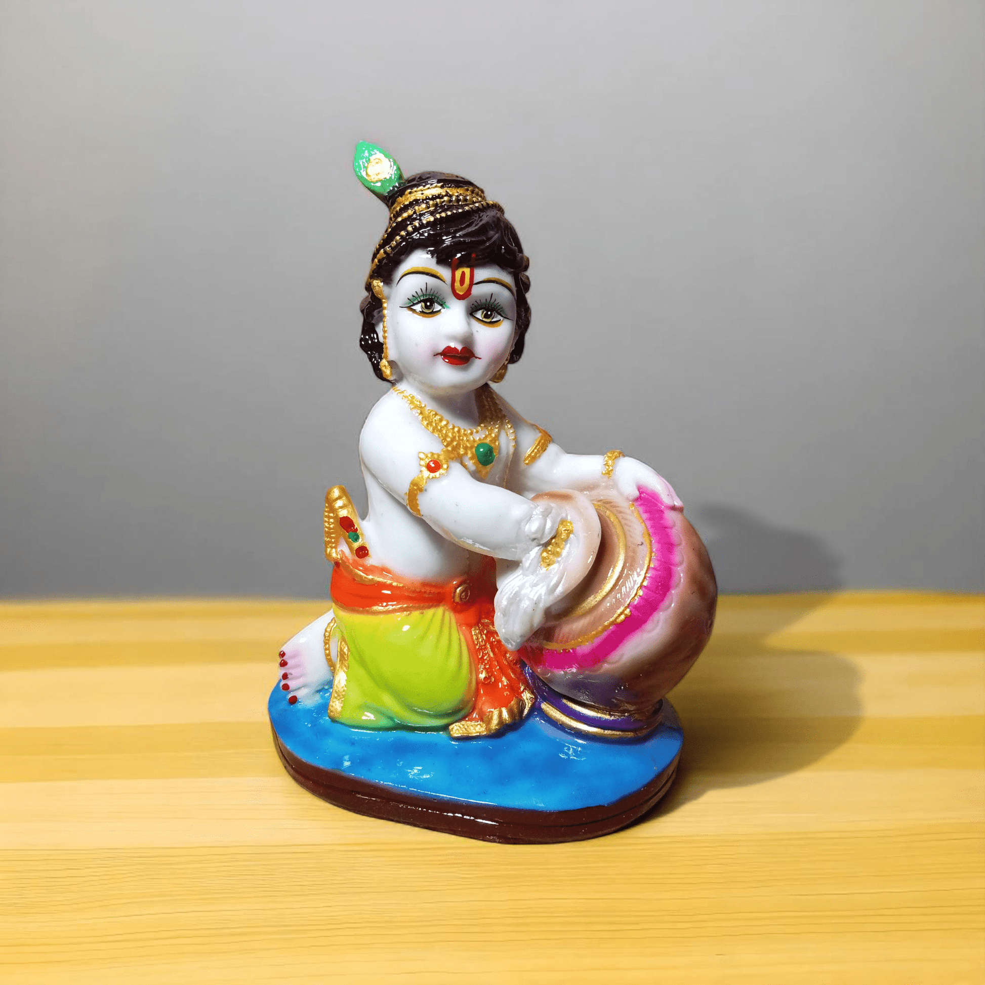 Lord Krishna poly resin - Wishlect