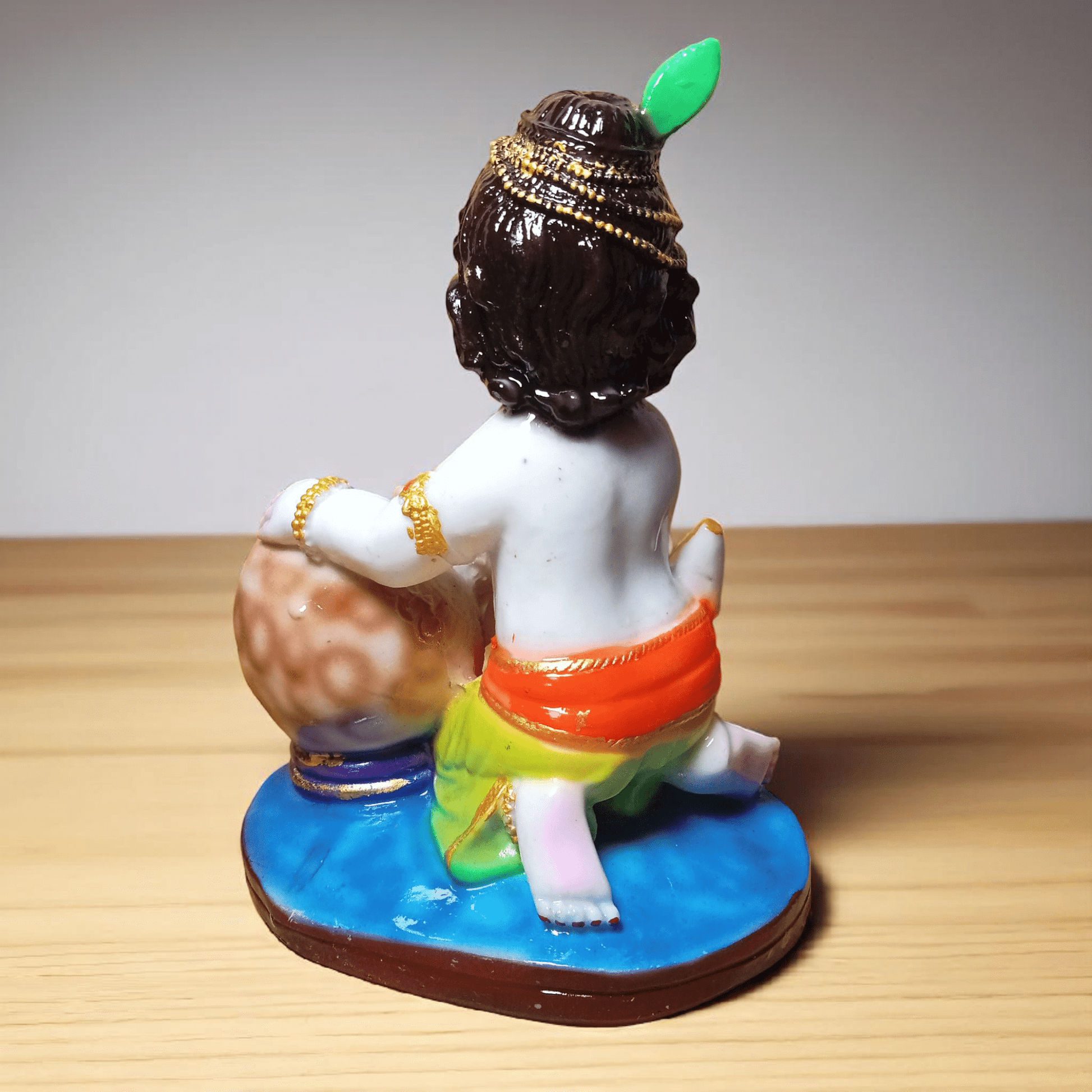 Lord Krishna poly resin - Wishlect