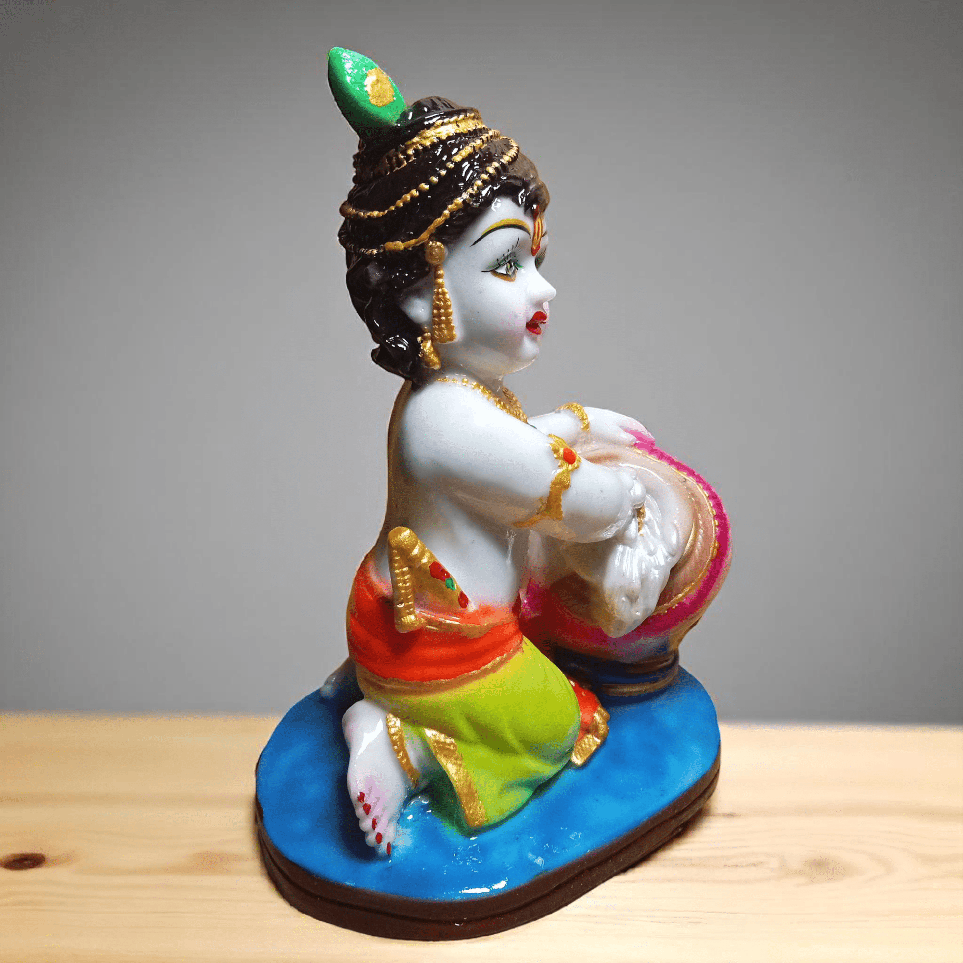 Lord Krishna poly resin - Wishlect